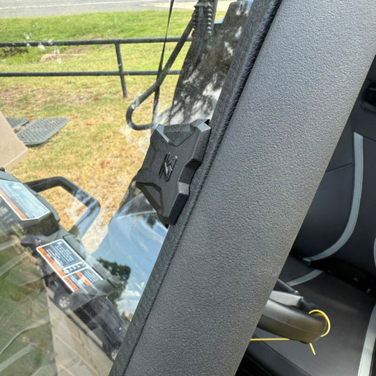 Seizmik Vented UTV Windshield - Can-Am