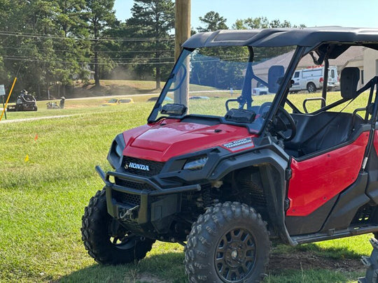 Seizmik Vented UTV Windshield - Honda Pioneer / Talon