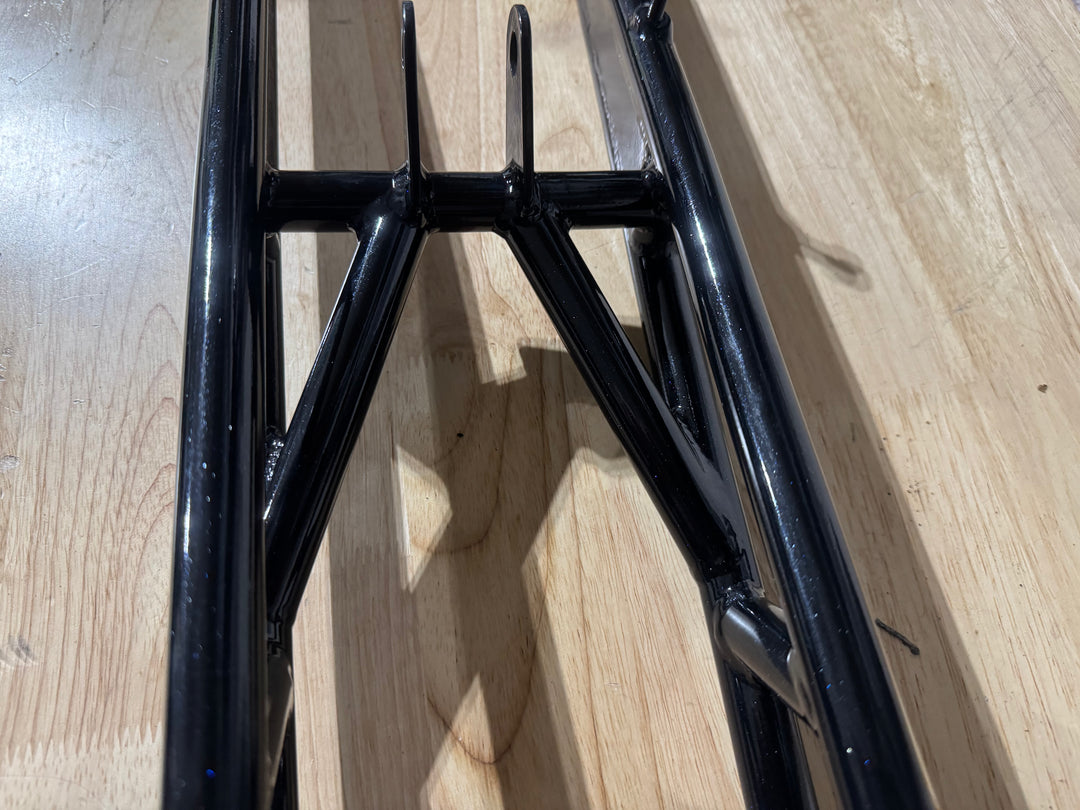 Banshee +12 Drag Swingarm (Round Housing) – Powder-Coated – $699