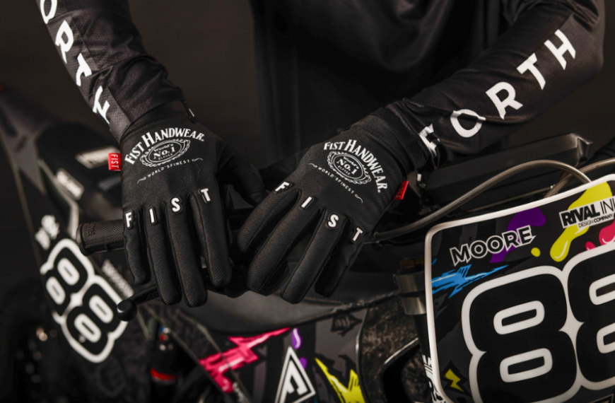 FIST Handwear Strapped Sam Hill Red Label Good Times Gloves