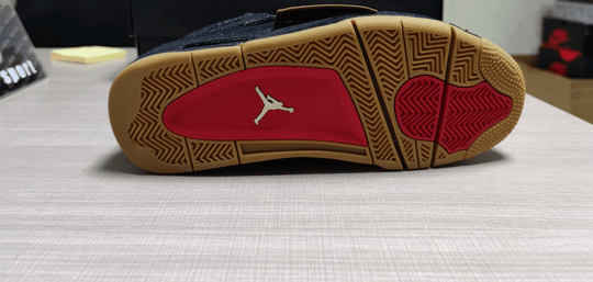 Air Jordan 4 Retro Levi's "Black Denim" AO2571 - 001 - Gum Sole - Dune Goons
