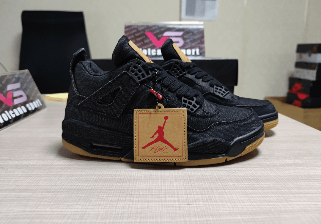 Air Jordan 4 Retro Levi's "Black Denim" AO2571 - 001 - Gum Sole - Dune Goons