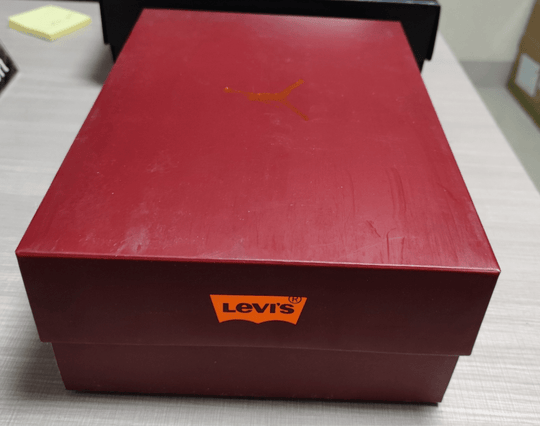 Air Jordan 4 Retro Levi's "Black Denim" AO2571 - 001 - Gum Sole - Dune Goons