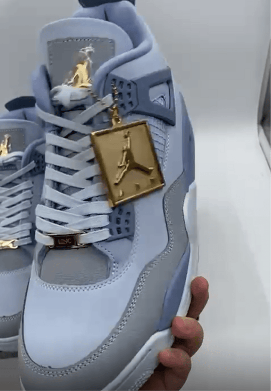 Air Jordan 4 UNC Tar Heels PE – Factory Sourced (Nike Supplier) - Dune Goons
