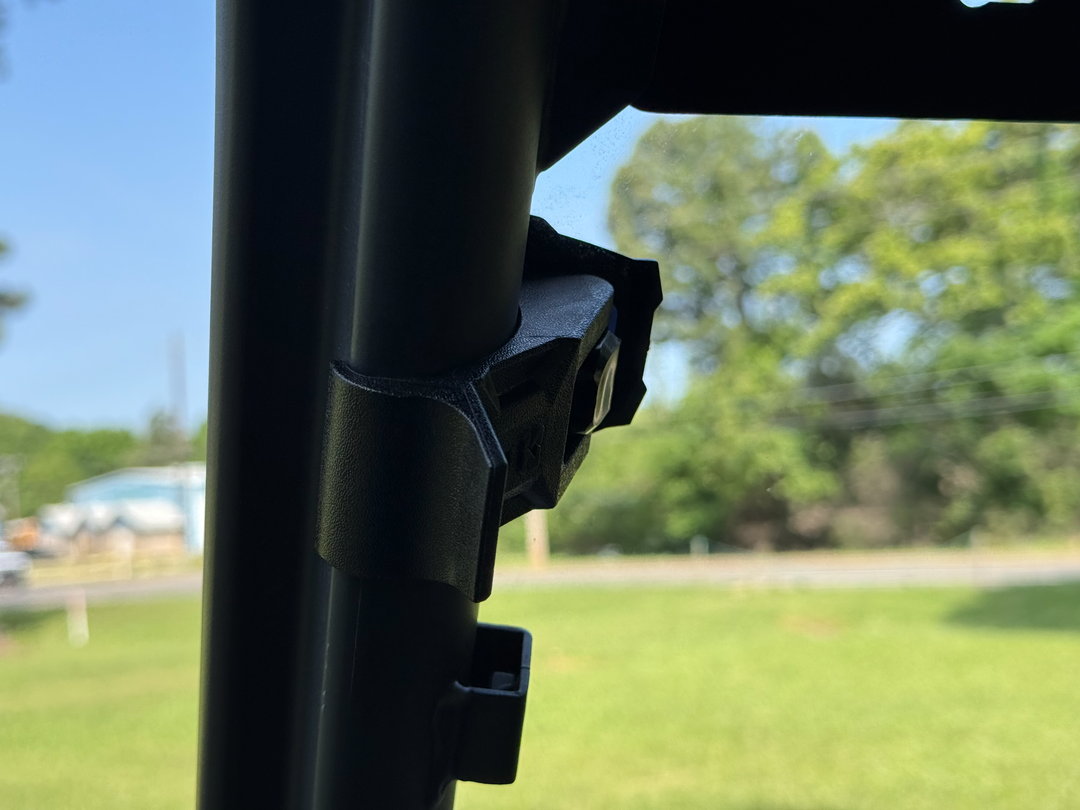Seizmik Vented UTV Windshield - CFMOTO UFORCE