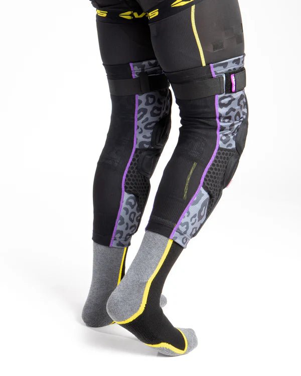 EVS Slayco96 Knee Guard – Ghost Leopard 2XL - Dune Goons