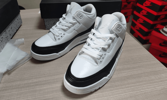 Fragment Design x Air Jordan 3 Retro SP DA3595 - 100 - White/Black - Dune Goons