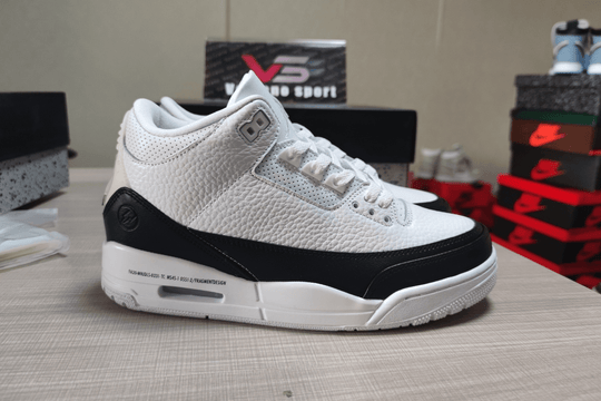 Fragment Design x Air Jordan 3 Retro SP DA3595 - 100 - White/Black - Dune Goons