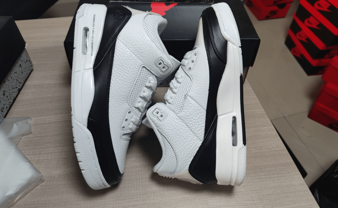 Fragment Design x Air Jordan 3 Retro SP DA3595 - 100 - White/Black - Dune Goons