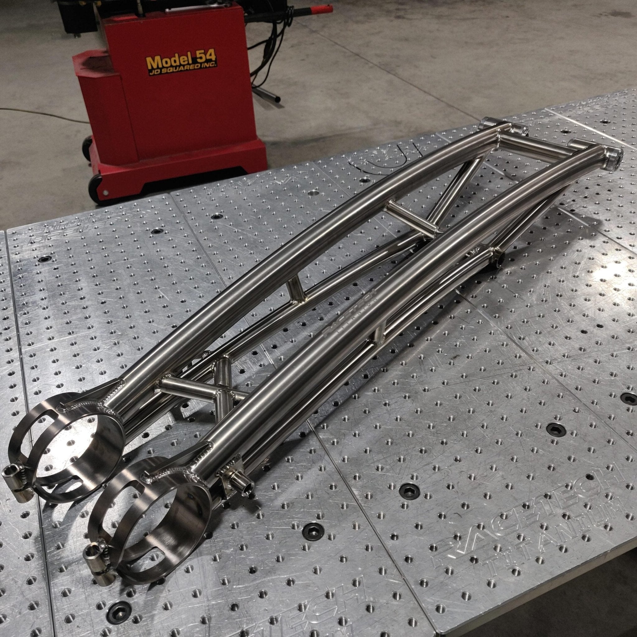 Honda TRX450R Titanium Swingarm +4–+28 | Ultra - Lite Drag Swingarm - Dune Goons
