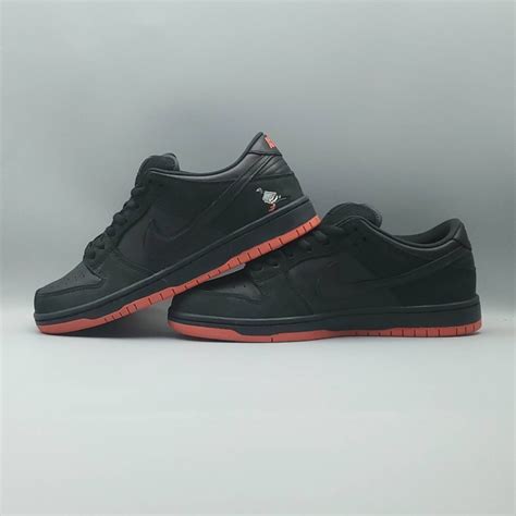 Jeff Staple x Nike SB Dunk Low "Black Pigeon" – 883232 - 008 - Dune Goons