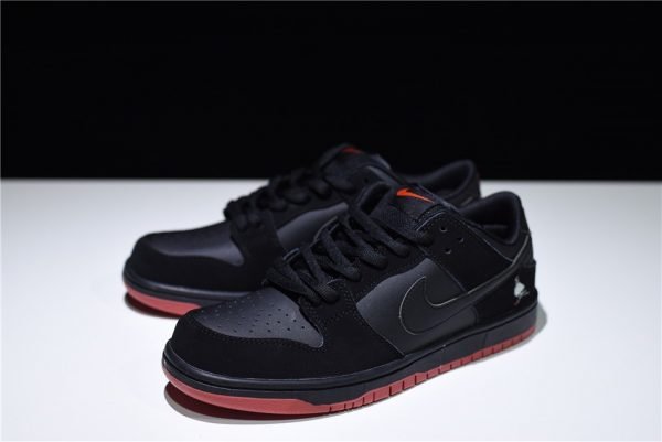 Jeff Staple x Nike SB Dunk Low "Black Pigeon" – 883232 - 008 - Dune Goons