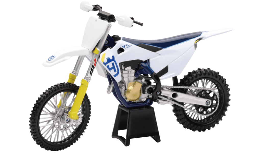New - Ray 1:12 Husqvarna FC450 2019 Factory Replica Bike w/ Stand – 7001 - 0044 / 58153 - Dune Goons