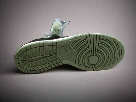 Nike Dunk Low “Crazy Camo” DH0957 - 001 - Dune Goons