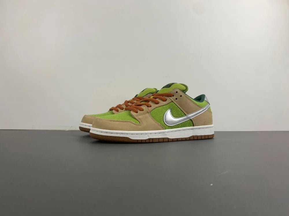 Nike SB Dunk Low “Escargot” FQ7585 - 200 – Slow Grind. Heavy Style. - Dune Goons
