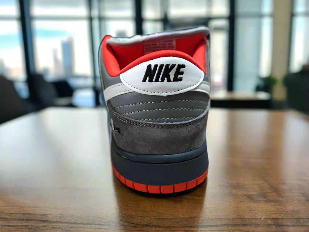 Nike SB Dunk Low Staple “NYC Pigeon” 304292 - 011 - Dune Goons