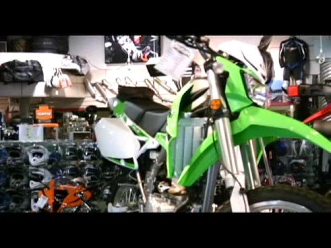 Bolt Locking Axle Nut 18mm – Universal MX / Off-Road