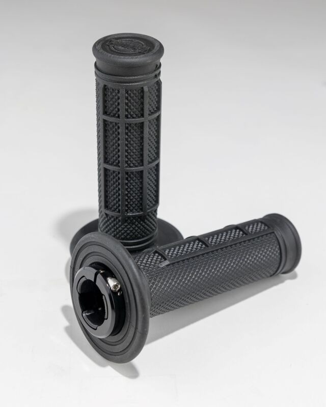 ProTaper Pro Series Clamp - On Grips - 1/2 Waffle - Black/Black - Dune Goons
