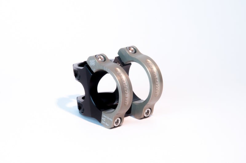 Renthal Apex 35 Handlebar Clamp 33 mm. - Dune Goons