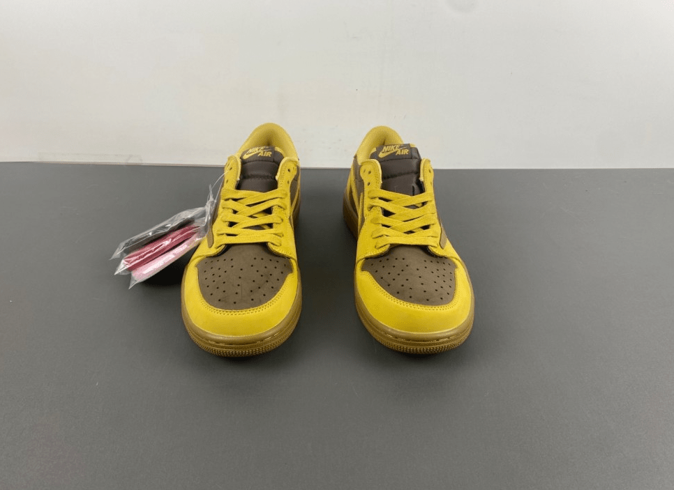 Travis Scott x Air Jordan 1 Low "Yellow Card" DM7866 - 665 – Canary/Black - Dune Goons
