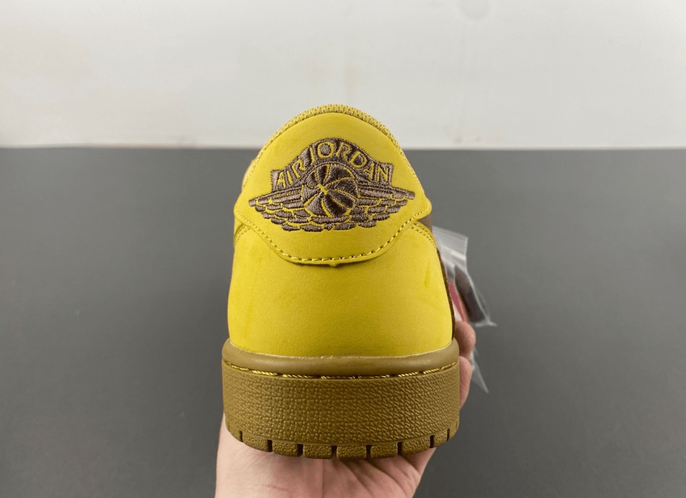 Travis Scott x Air Jordan 1 Low "Yellow Card" DM7866 - 665 – Canary/Black - Dune Goons