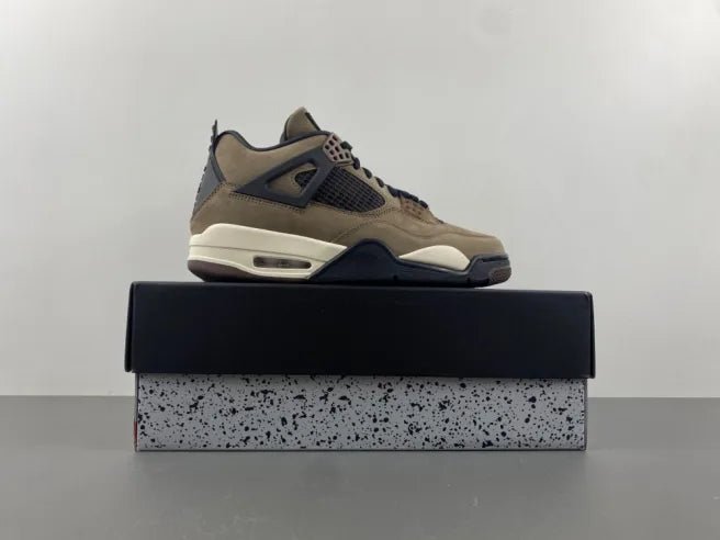 Travis Scott x Air Jordan 4 Retro “Brown” AJ4 - 882335 – Ultra Rare. Built for the Stage. - Dune Goons