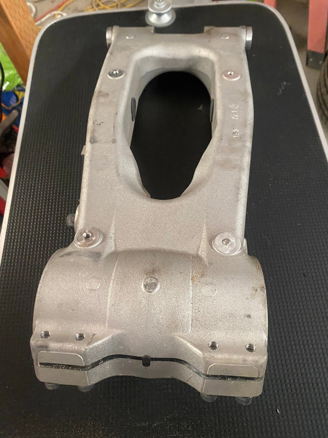 2020 Yamaha Raptor 700R Swing Arm OEM 1S3 - 22110 - 00 - 00 - Dune Goons